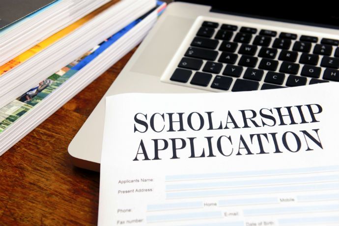 how to get college scholarships
